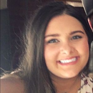 Meet your Posher, Shelby